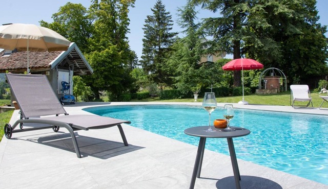 LE Pinot - Porte-de-savoie