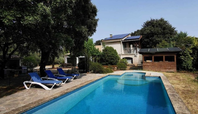 Le Pistoulet - Quiet apartment with pool and terrace