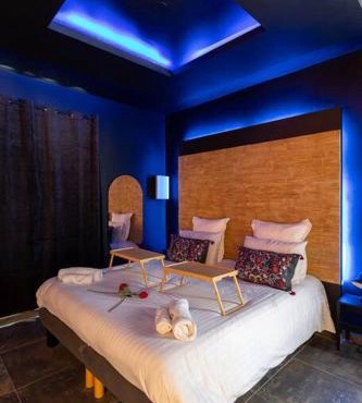 Le Pont des Amoureux Jacuzzi Wifi