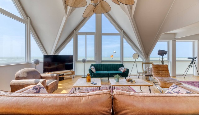 Le poseidon apartment sea view