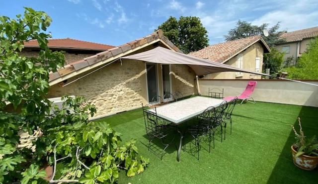 Le Préau : Charmante Maison au Bord de Lisère