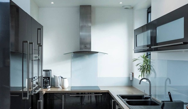 Le Pré de la Girouette, an exceptional gîte in a private wooded park