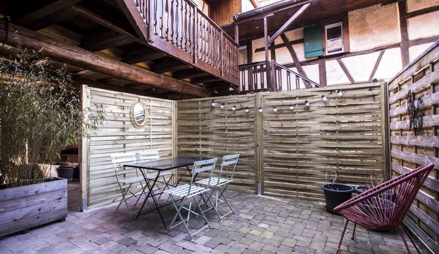 Le Pressoir, romantic studio Griotte et Cannelle