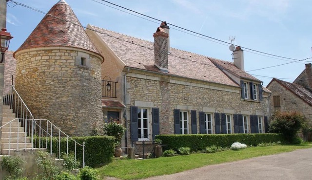 Le Prieuré: maison de charme proche de Vézelay*