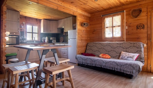 Le Ptit Paradis - Three Bedroom House, Sleeps 5