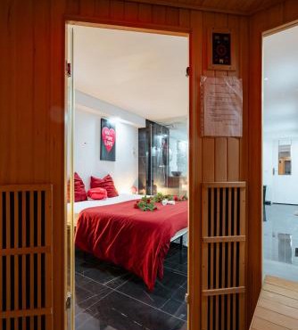 Le Qube Romantique by Prestige Home Living - sauna & balnéo 2 places - Montdidier