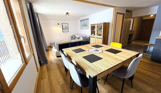 Le refuge d'Anny - Three Bedroom Apartment, Sleeps 8