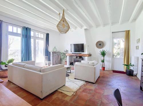 Le Relais de Fleyres - Gîte Authentique avec Jardin, Parking et Wifi