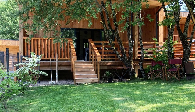 LE RENARD AIR-CONDITIONED WOODEN HOUSE