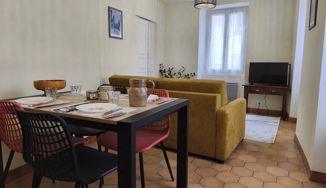 Le rendez-vous du Gévaudan – Renovated Apartment in Central Marvejols