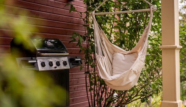 Le Renne Elisabeth | Nature Getaway Near the Lake