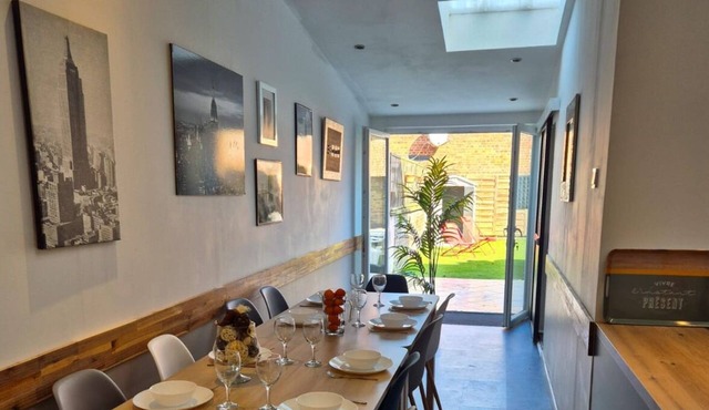 *Le Repère* House with garden