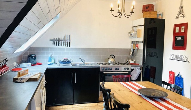 Le Rhun - Stylish Chestnut Loft