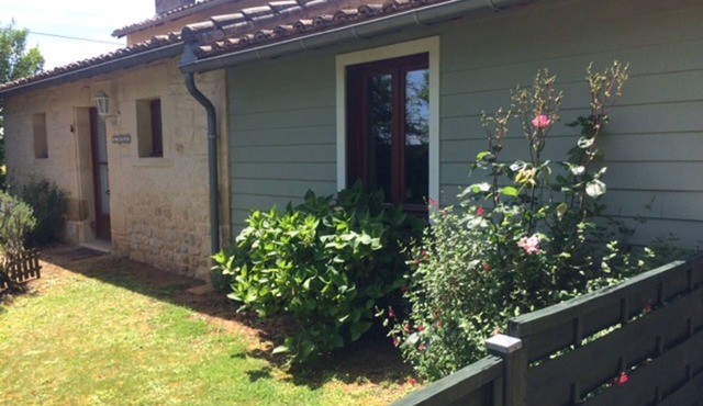 Le Roitelet - gite with pool