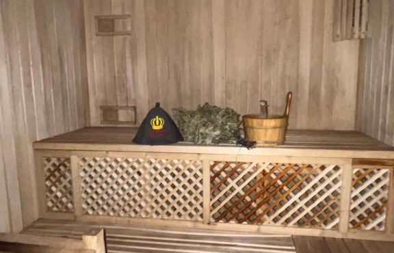 Le Royal - Piscine intérieure - sauna