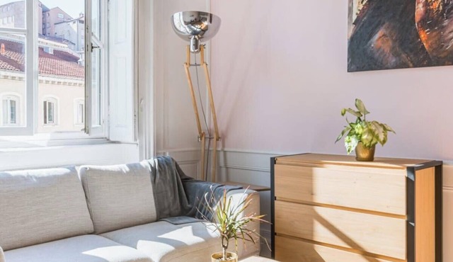 Le Royale Haussman Junior suite - Louis Pradel - Netflix