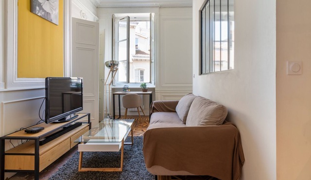 Le Royale Haussmann Hyper center