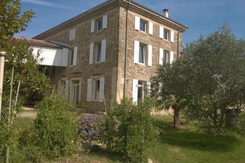 Le Sabatin - Maison de charme, un écrin de verdure