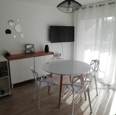 Le Saint Amand, studio cabine, agréable terrasse sud