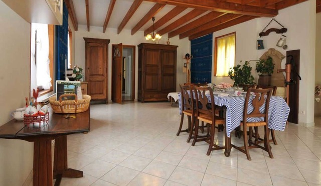 Le Sans Souci - Bouy