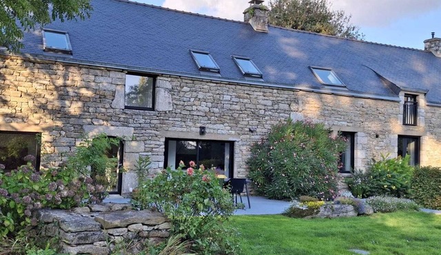 Le Scahouët - Gîte 4 persons (2 double bedrooms with bathroom and toilet)