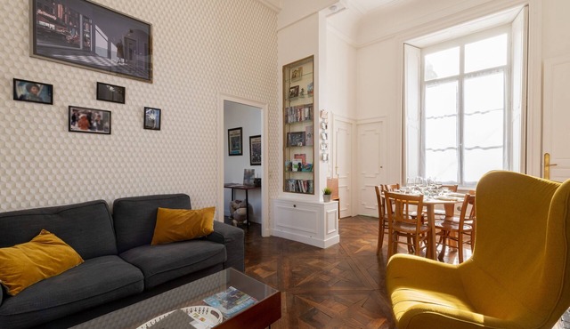 LE SCENARIO - Appt familial centre-ville avec parking