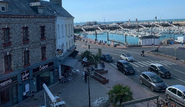 Le Sémaphore apartment for 8 people with port and