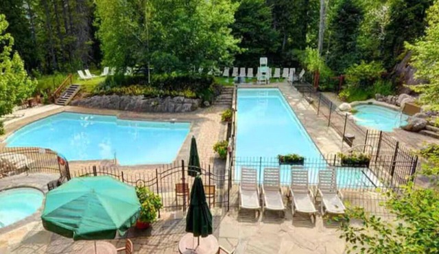 *Le Serein* Nice condo Tremblant Les-Eaux