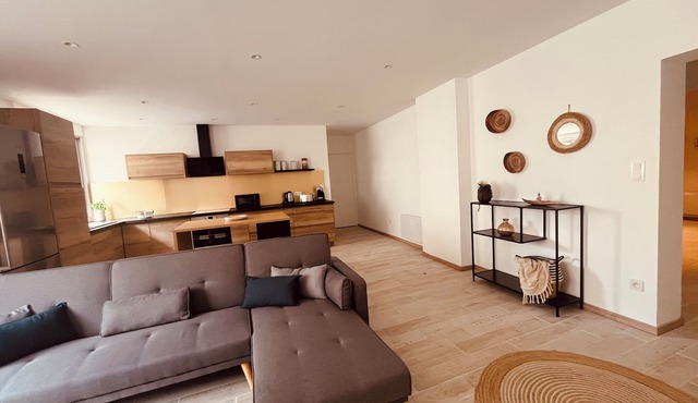 Le serenity: spacious P4/115m2 + parking lot