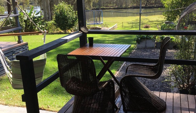 Le Shack- Studio by the river