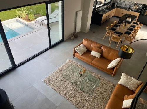 Le Soleil Levant Villa au Calme avec Piscine chauffée
