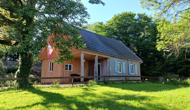 Le Sommet. Rural setting with beautiful views of the Morvan hills