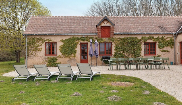 Le Souchet – Domaine de La Trigalière with Shared Pool