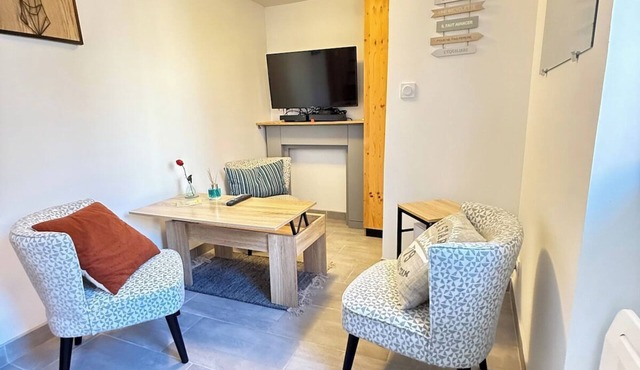 Le Spot H34 Close to the sea