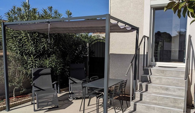 Le Stud'Thau Balaruc, Charming Cocoon (outside & parking)