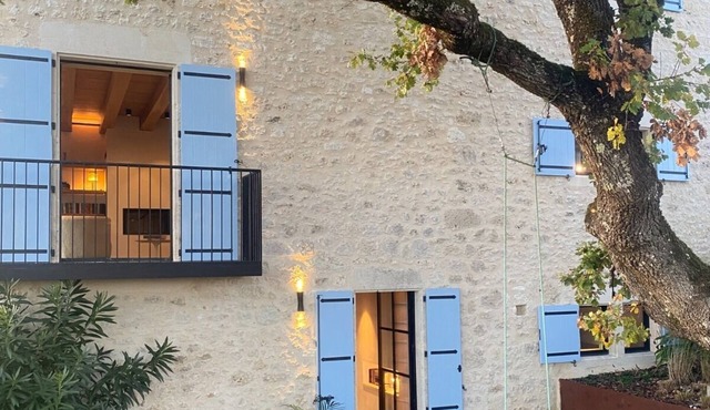 Le Suite Jardin: Contemporary designed apartment in an ancient farmhouse