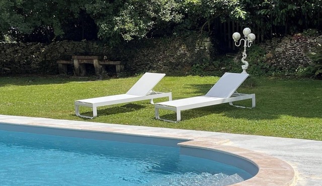 Le T2 du Castel Silence Dans son Écrin de Verdure