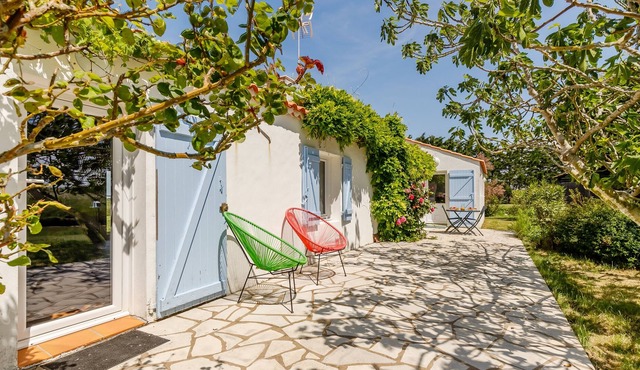Le Terre Mer - Three Bedroom House, Sleeps 6