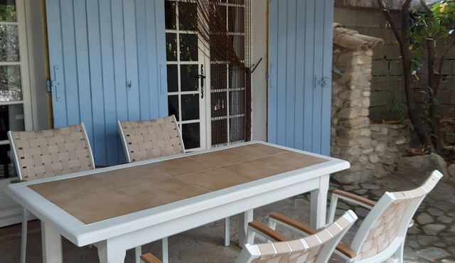 Le Tilleul - Charming gîte with covered terrace facing Mont Ventoux