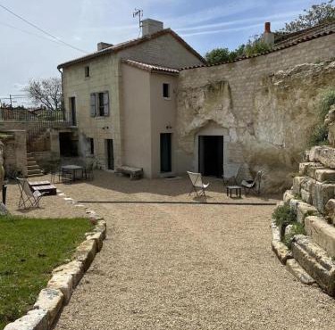 Le troglo du chateau