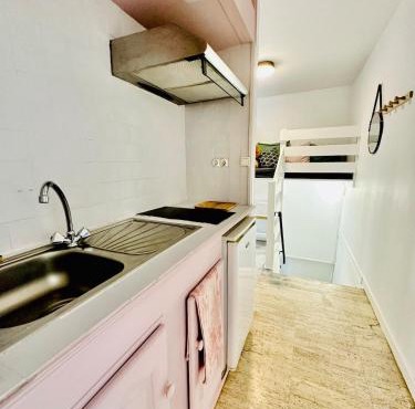 LE VERT accommodation for 3 guests near train station