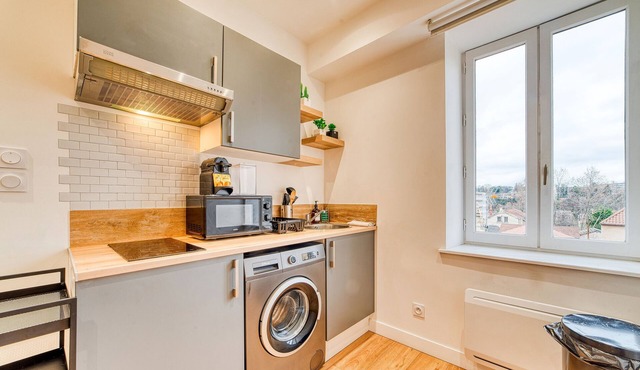 Le Victor Hugo - T2 cosy Horloge et Gare Tassin