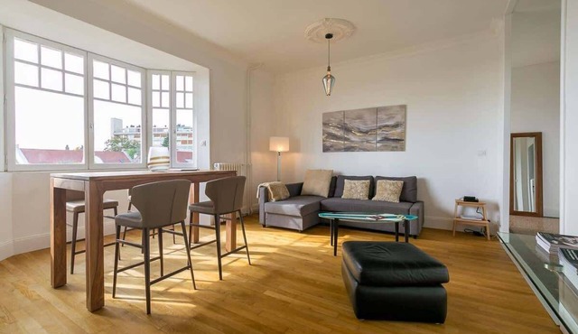 Le victor hugo -Appartement 2 chambres avec garage