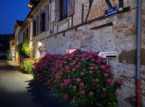 Le Victor Hugo - Hôtel et Restaurant - Logis Hôtels