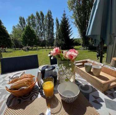 Le Vieil Home, au pied de la cité médiévale