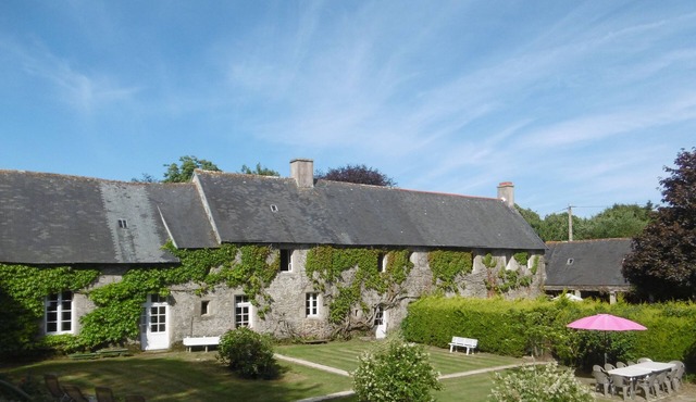 Le VIEUX MANOIR - Manoir de Kerhir CHARM and TRADITION between sea and countryside