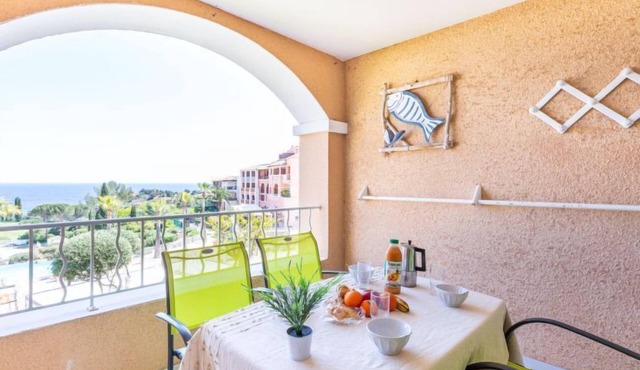 Le Village (E1 214) by Interhome