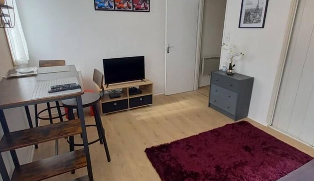 Le Zen -studio Tout Équipé- Wifi Fibre-centre Ville