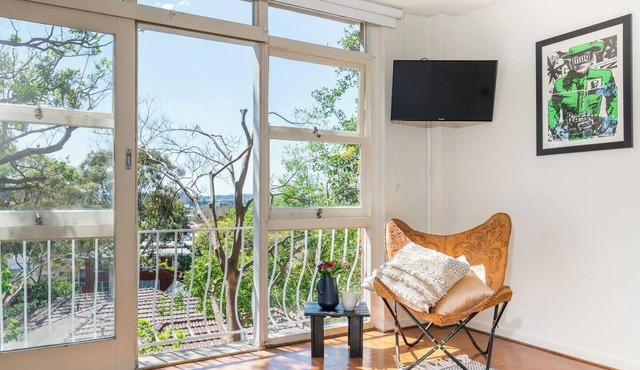 Leafy Paddington Studio with Harbour Views