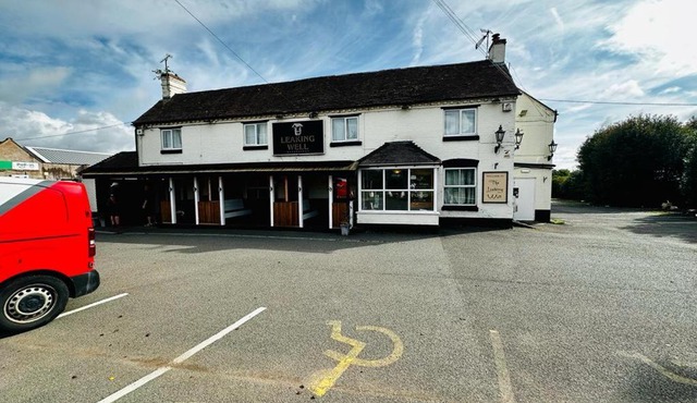 Leaking Well, Dunhampton